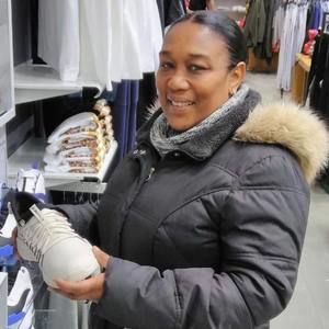 Meet your Posher, Sandy